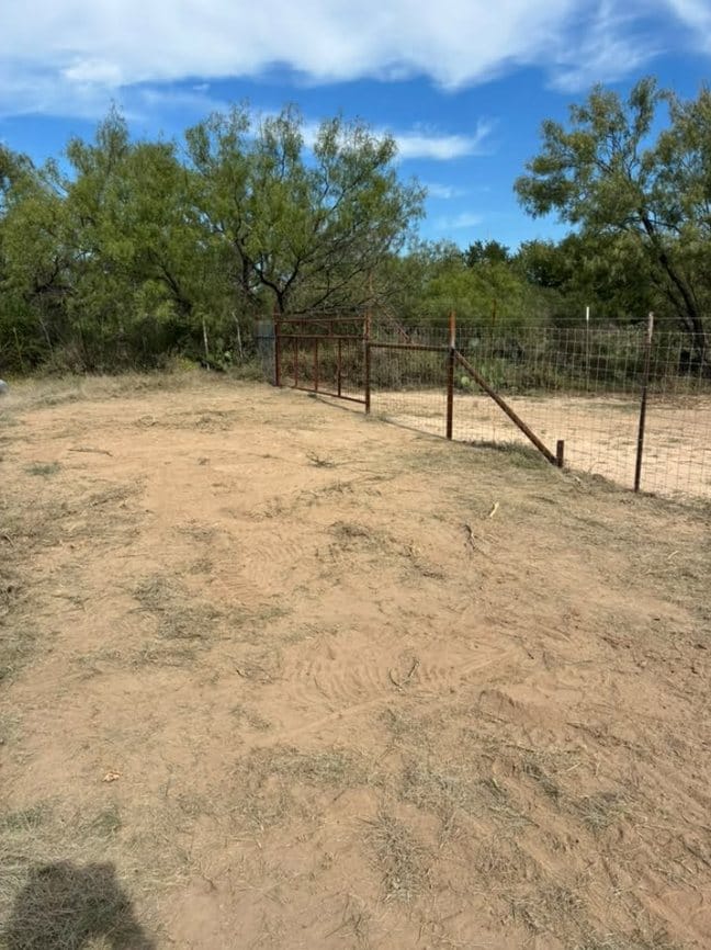 New fence line around an open pen area